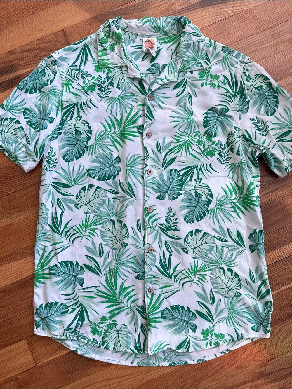 C&C California Men's Small Tropical Leaf Print Shirt Rayon Resort Camp Shirt